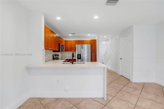 3186 SW 129th Ter 113, Miramar, FL 33027