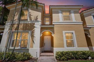 3186 SW 129th Ter 113, Miramar, FL 33027