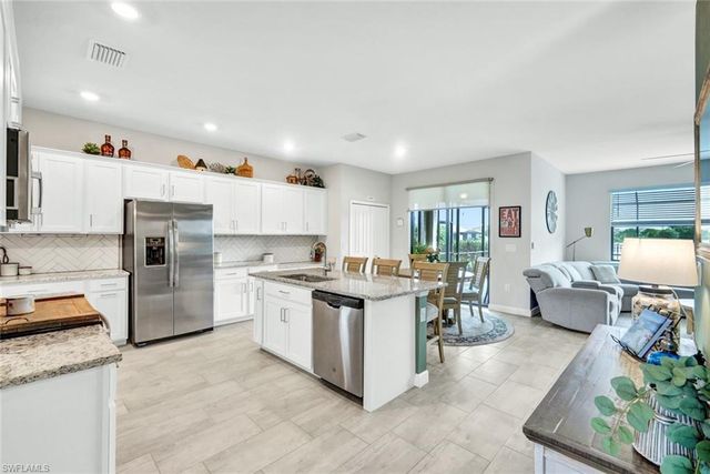 11691 Timber Creek DR, Fort Myers, FL 33913