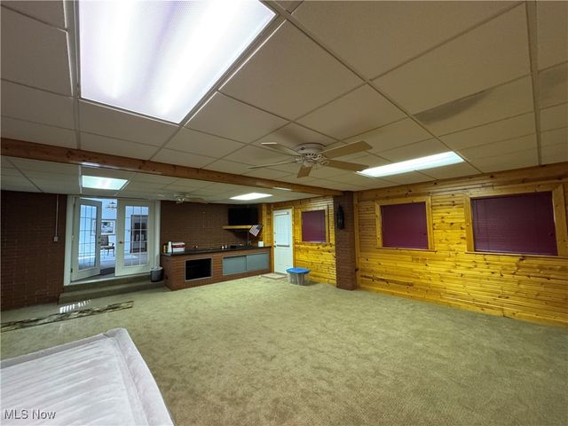 69282 Zelda Avenue, Bridgeport, OH 43912