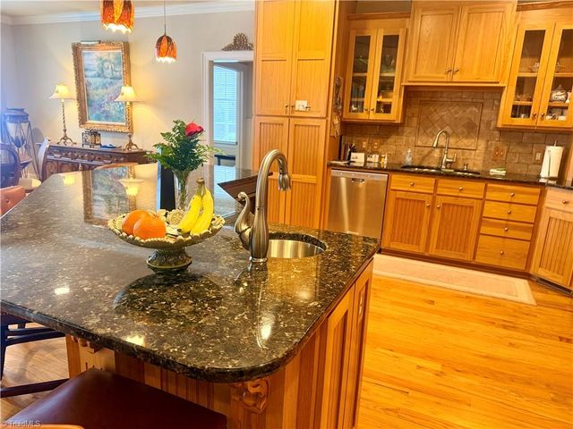 8 N Road Circle, Salisbury, NC 28144