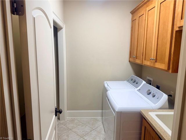 8 N Road Circle, Salisbury, NC 28144