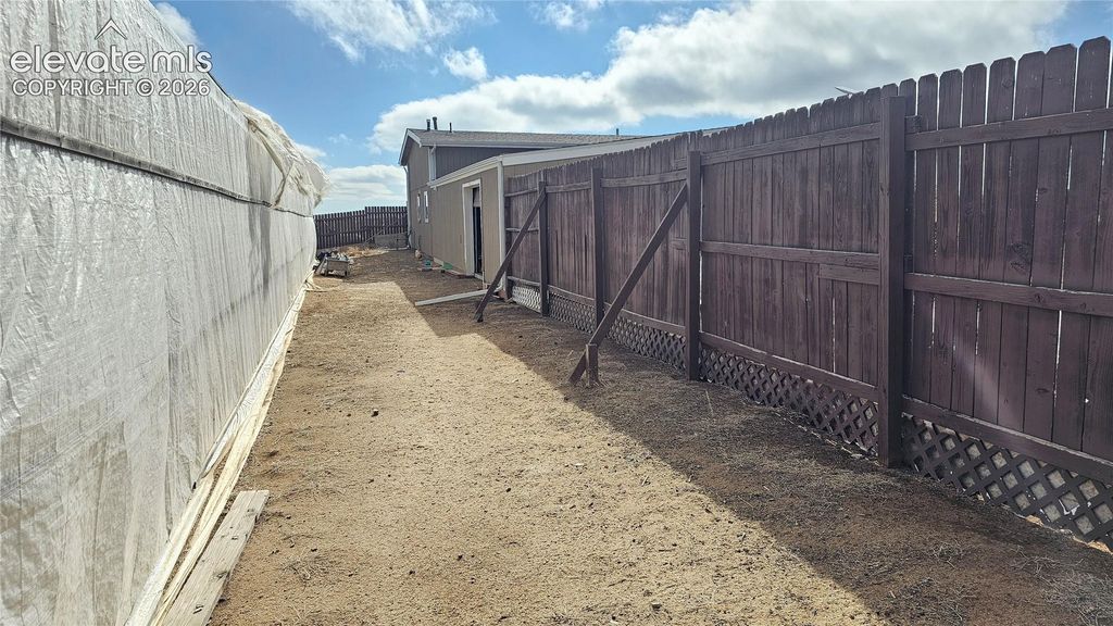 3835 Sengbeil Road, Yoder, CO 80864 — photo 4