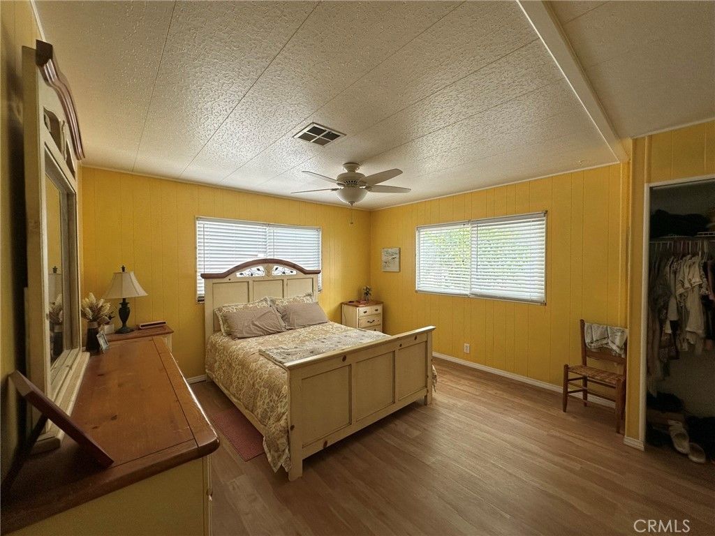 Image 12 of property listing at 24921 Muirlands, Lake Forest, CA 92630
