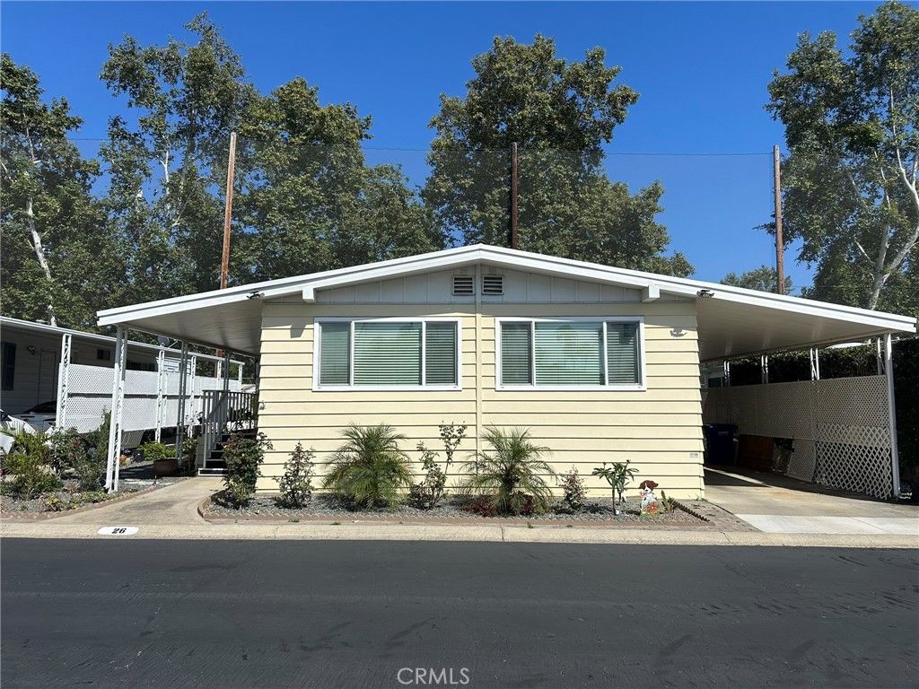 Image 2 of property listing at 24921 Muirlands, Lake Forest, CA 92630