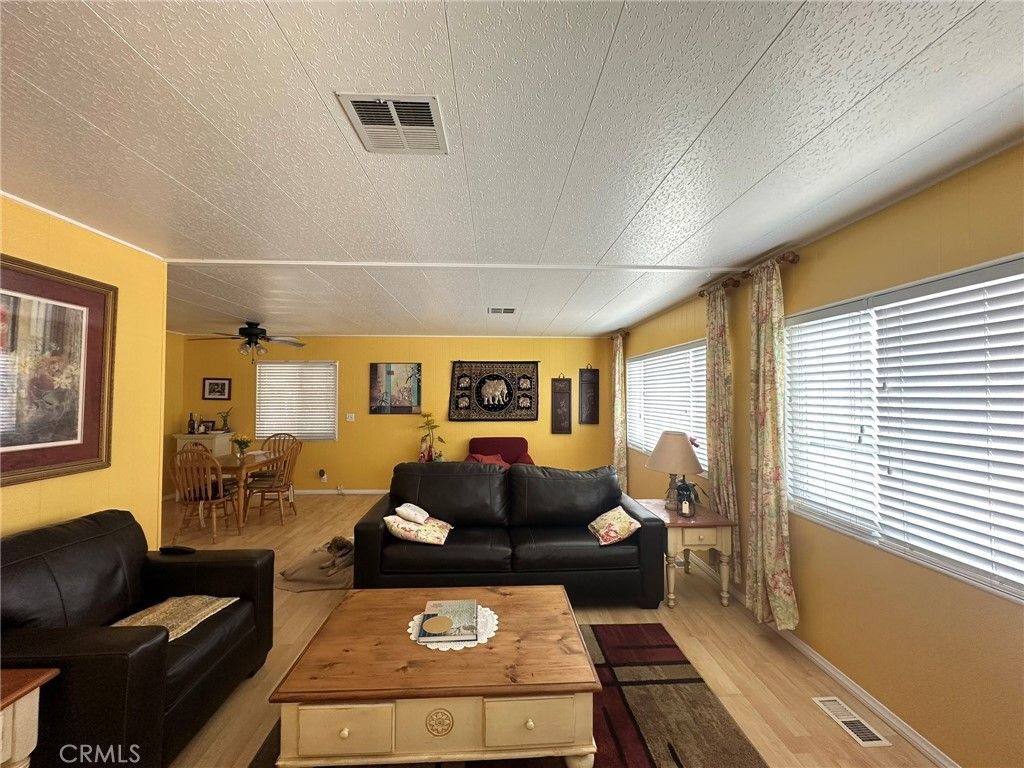 Image 8 of property listing at 24921 Muirlands, Lake Forest, CA 92630