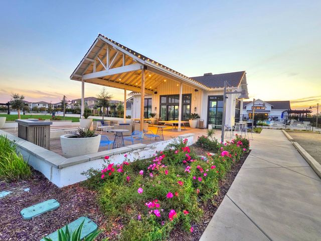 3707 Martina Ave, Sacramento, CA 95835