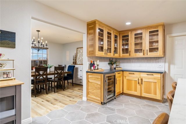 3055 Tyler, Riverside, CA 92503