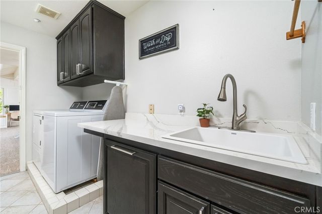 3055 Tyler, Riverside, CA 92503