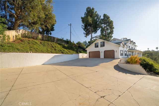 3055 Tyler, Riverside, CA 92503