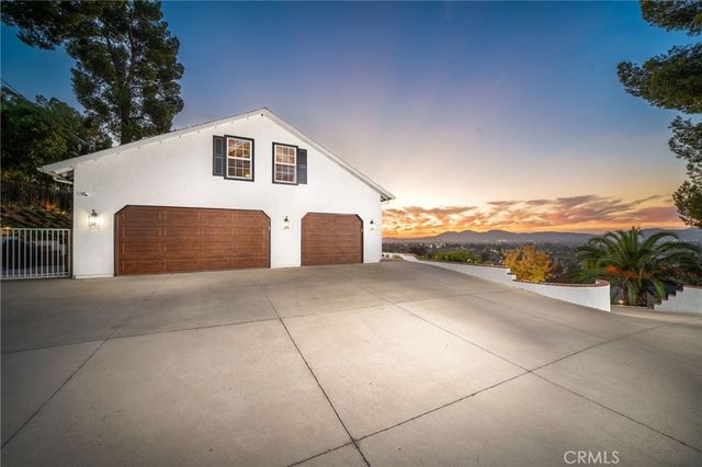 3055 Tyler, Riverside, CA 92503