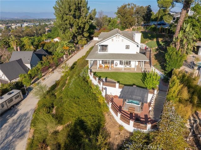 3055 Tyler, Riverside, CA 92503