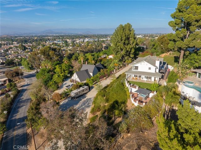 3055 Tyler, Riverside, CA 92503