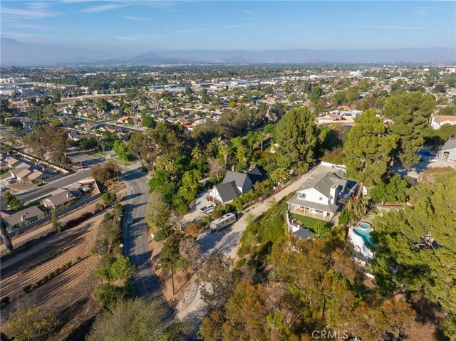 3055 Tyler, Riverside, CA 92503