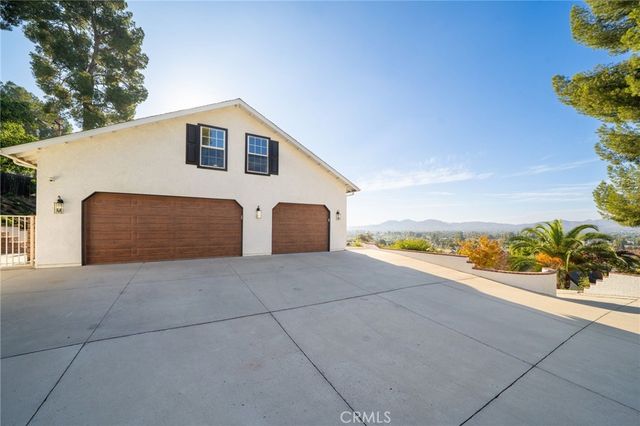 3055 Tyler, Riverside, CA 92503