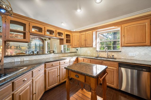 7410 County Road 3230a, Kerens, TX 75144