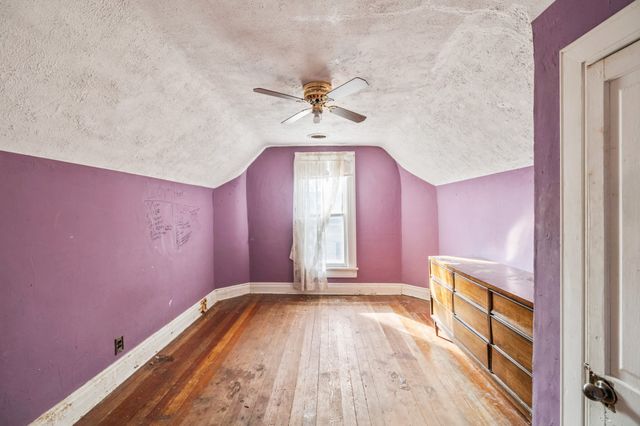 402 S Columbus Street, Pleasantville, IA 50225