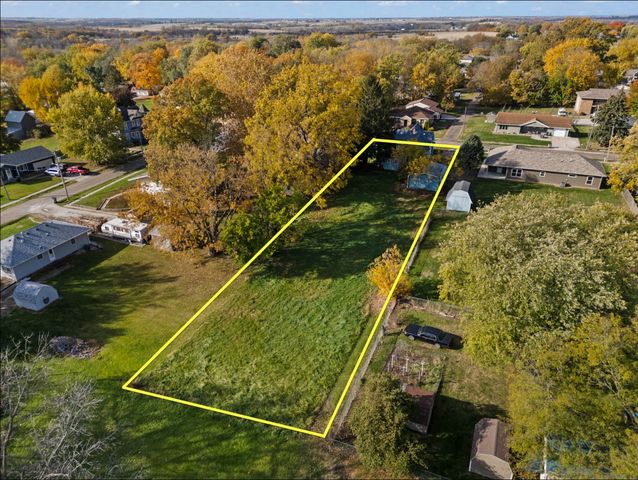 402 S Columbus Street, Pleasantville, IA 50225