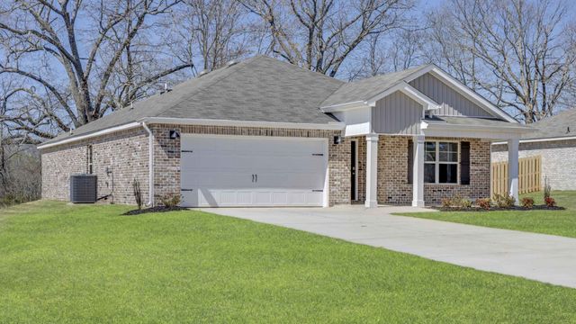 82 Aurora Circle, Fayetteville, TN 37334