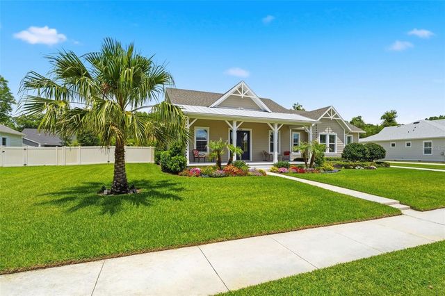 326 W DELAWARE AVENUE, Lake Helen, FL 32744