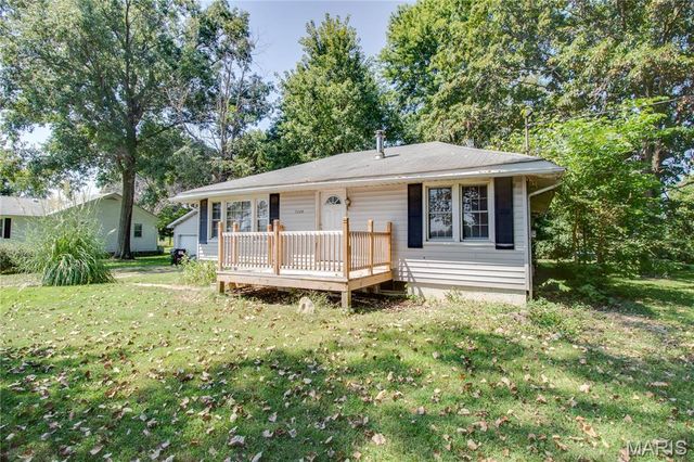 7220 Ingham Lane, Godfrey, IL 62035
