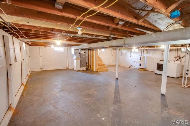 7220 Ingham Lane, Godfrey, IL 62035