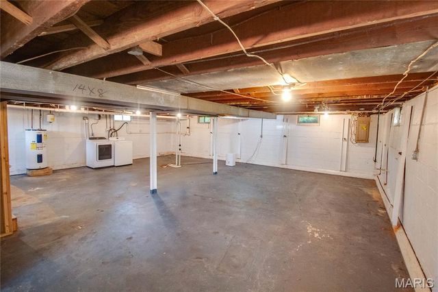 7220 Ingham Lane, Godfrey, IL 62035