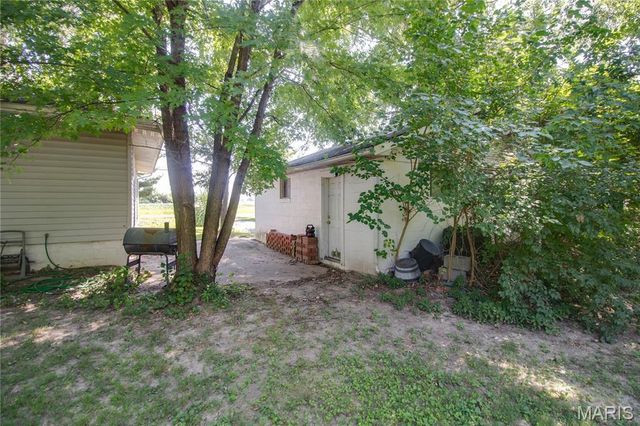 7220 Ingham Lane, Godfrey, IL 62035