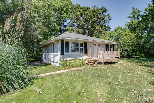 7220 Ingham Lane, Godfrey, IL 62035