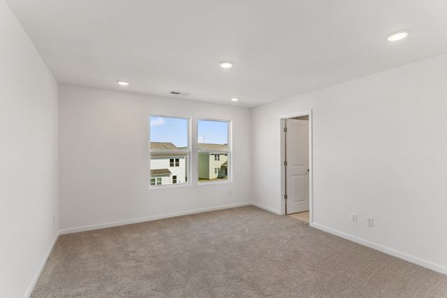 3276 Barrel Oak Pass, Columbia, TN 38401