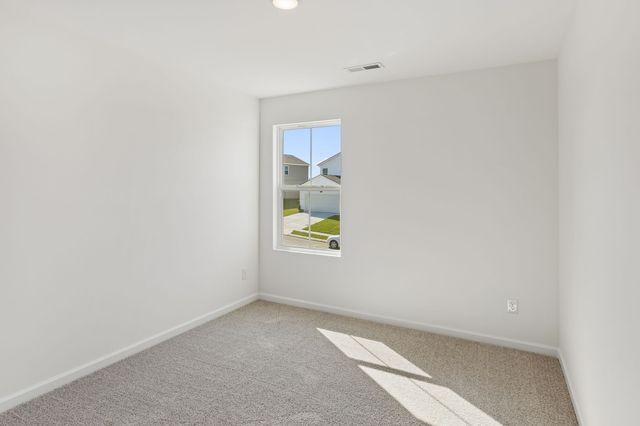 3276 Barrel Oak Pass, Columbia, TN 38401