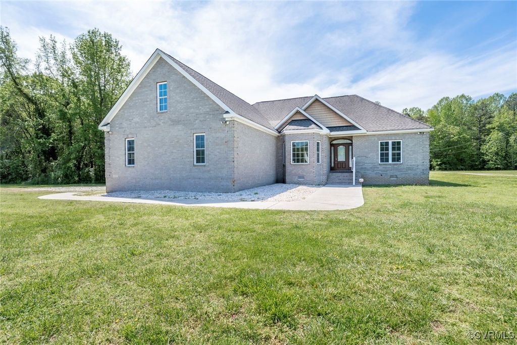 7193 Chestnut Church Rd, Henry, VA 23116