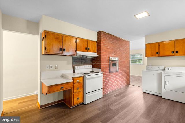501 FOX DR, Winchester, VA 22601