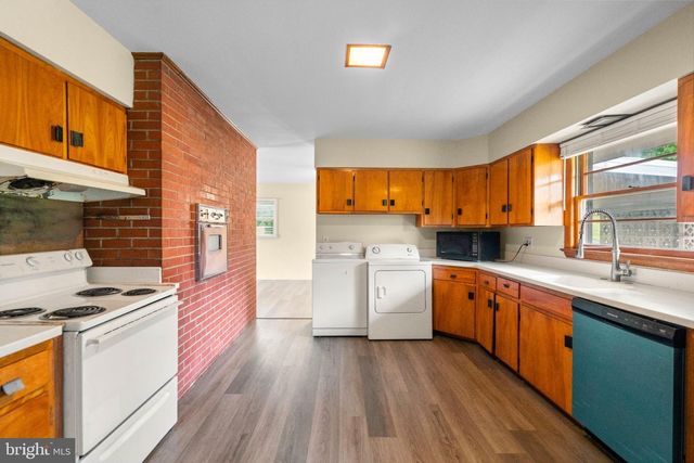 501 FOX DR, Winchester, VA 22601
