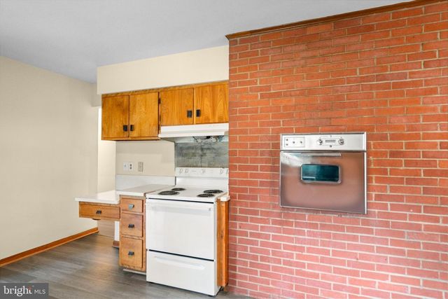501 FOX DR, Winchester, VA 22601