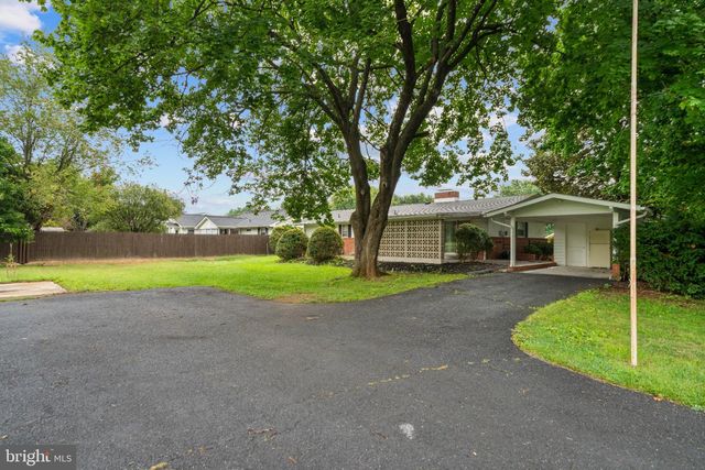 501 FOX DR, Winchester, VA 22601