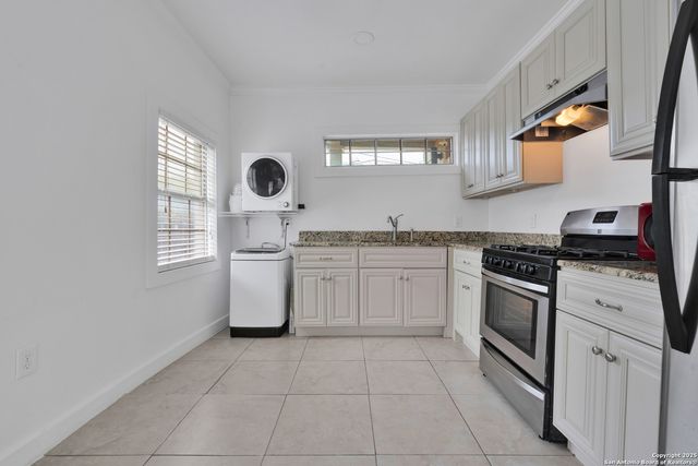 618 Atlanta St Apt 1, San Antonio, TX 78212