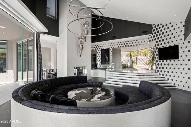 10324 E CALLE DE LAS BRISAS --, Scottsdale, AZ 85255