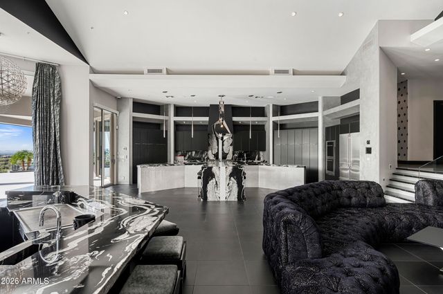 10324 E CALLE DE LAS BRISAS --, Scottsdale, AZ 85255