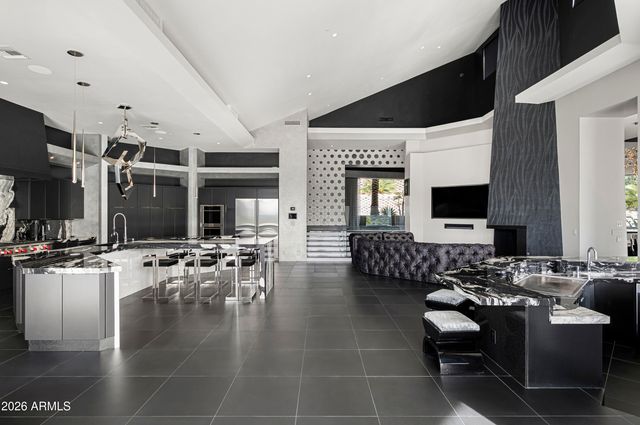 10324 E CALLE DE LAS BRISAS --, Scottsdale, AZ 85255