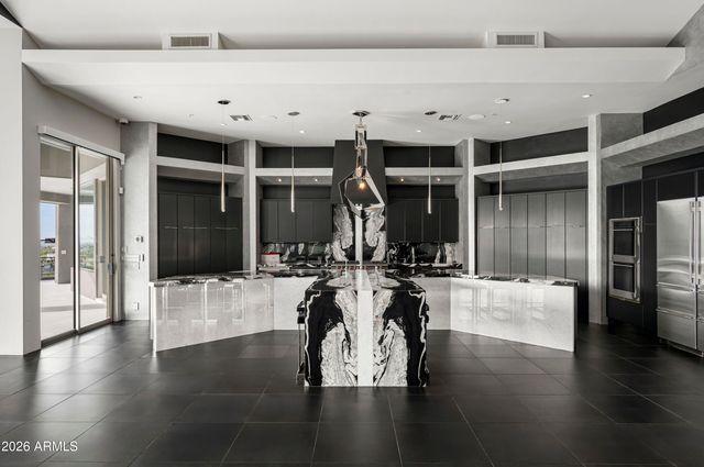 10324 E CALLE DE LAS BRISAS --, Scottsdale, AZ 85255