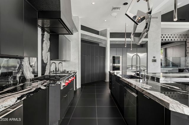 10324 E CALLE DE LAS BRISAS --, Scottsdale, AZ 85255