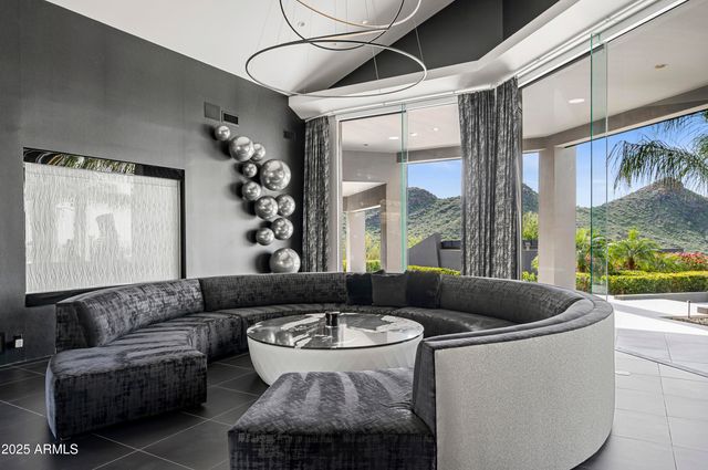 10324 E CALLE DE LAS BRISAS --, Scottsdale, AZ 85255