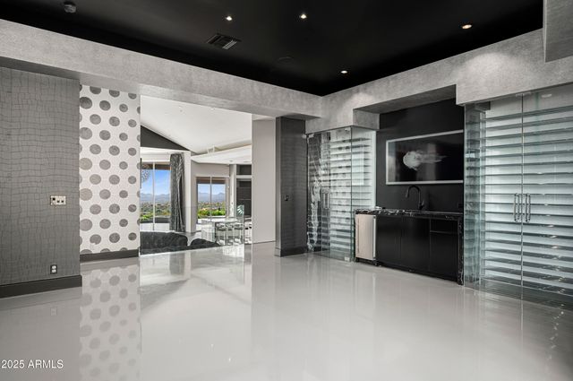 10324 E CALLE DE LAS BRISAS --, Scottsdale, AZ 85255