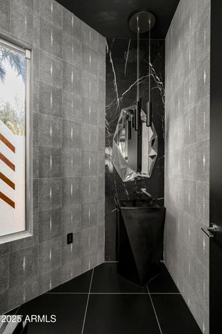 10324 E CALLE DE LAS BRISAS --, Scottsdale, AZ 85255