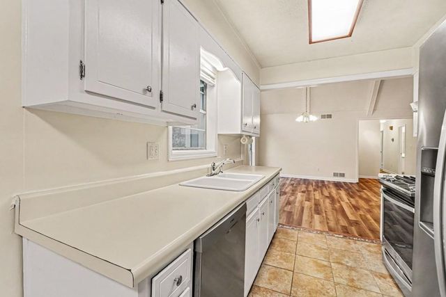 2736 WHISPER Trail, Douglasville, GA 30135