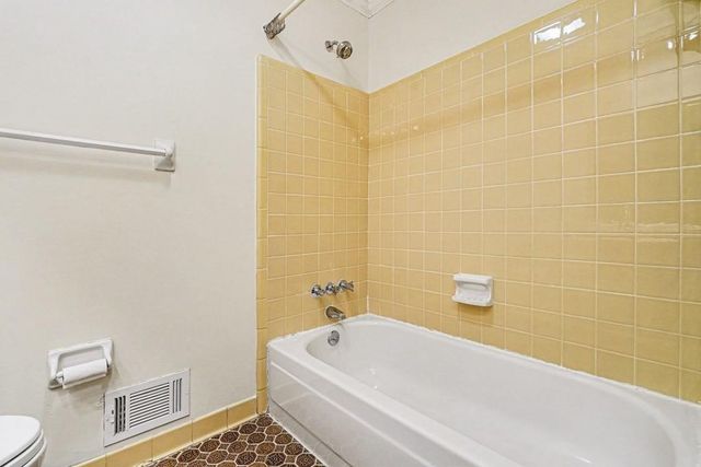 2736 WHISPER Trail, Douglasville, GA 30135