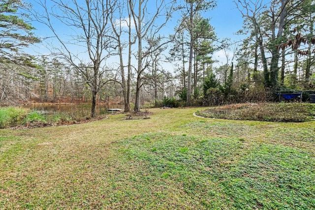 2736 WHISPER Trail, Douglasville, GA 30135