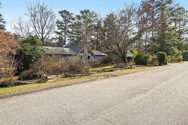 2736 WHISPER Trail, Douglasville, GA 30135