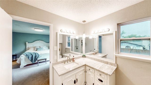 2121 Mountainview Drive, Hurst, TX 76054